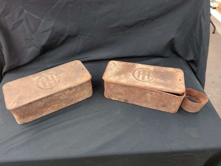 (2) VINTAGE METAL CASEINTERNATIONAL HARVESTER TRACTOR TOOL BOXES
