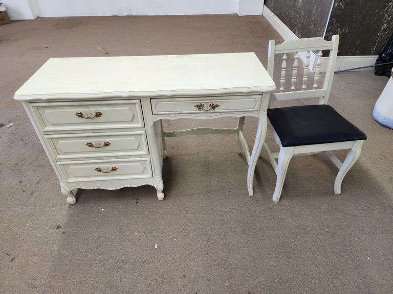 47 IN. LONG FRENCH PROVINCIAL DESK & CHAIR Isabell Auction