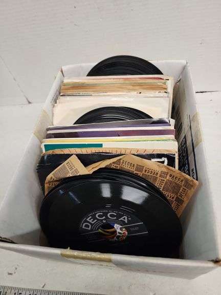 ASSORTED 45 RECORDS - Isabell Auction