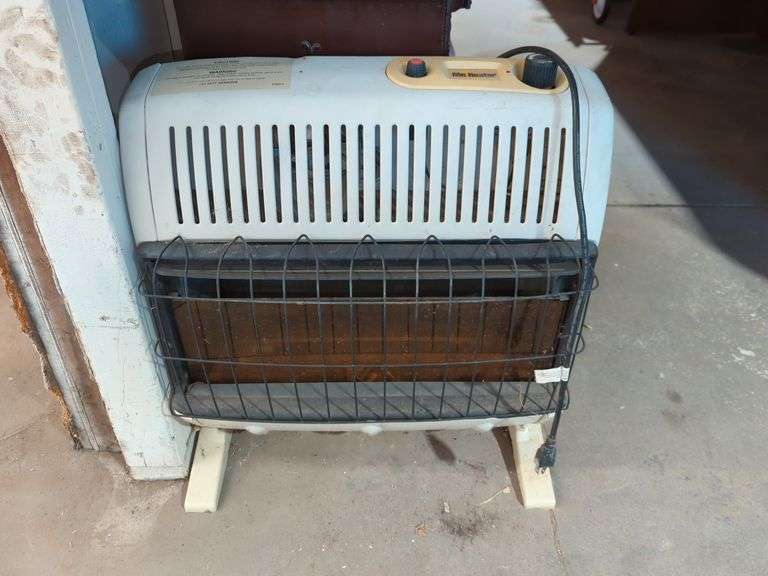 MR. HEATER NATURAL GAS 30,000 BTU HEATER Isabell Auction