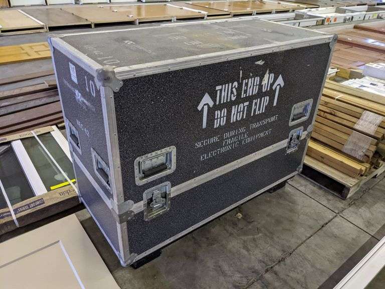 R&R HARD SIDED SHIPPING CRATE (22IN. X 48IN. X 37IN. TALL) Isabell