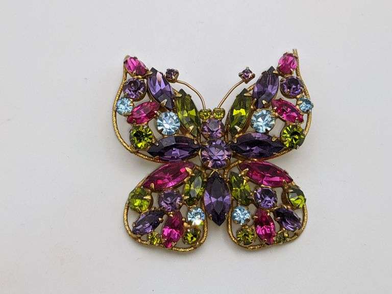 VINTAGE BUTTERFLY BROOCH PIN Isabell Auction