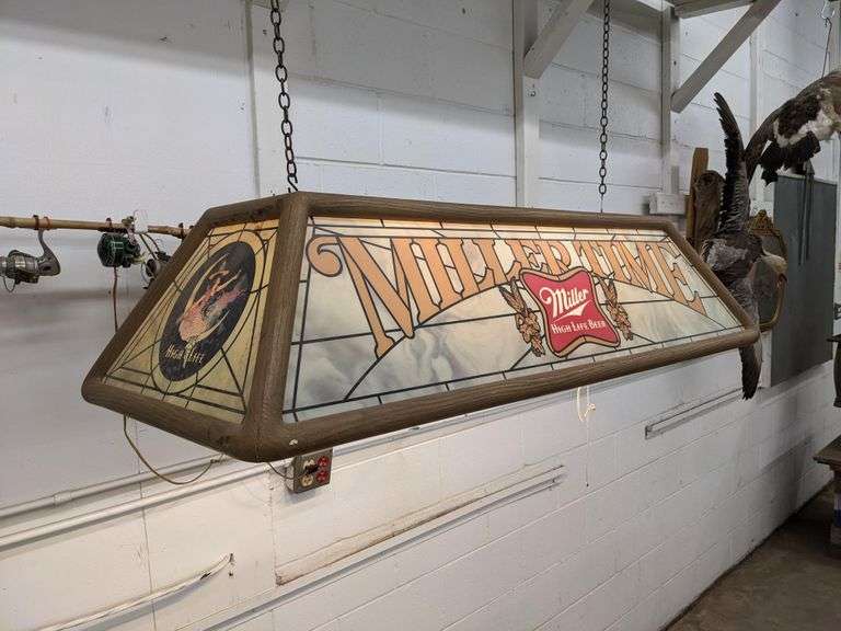 VINTAGE MILLER HIGH LIFE "MILLER TIME" POOL TABLE LIGHT Isabell Auction