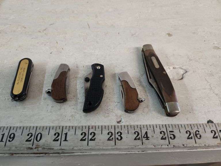 5 POCKET KNIVES Isabell Auction