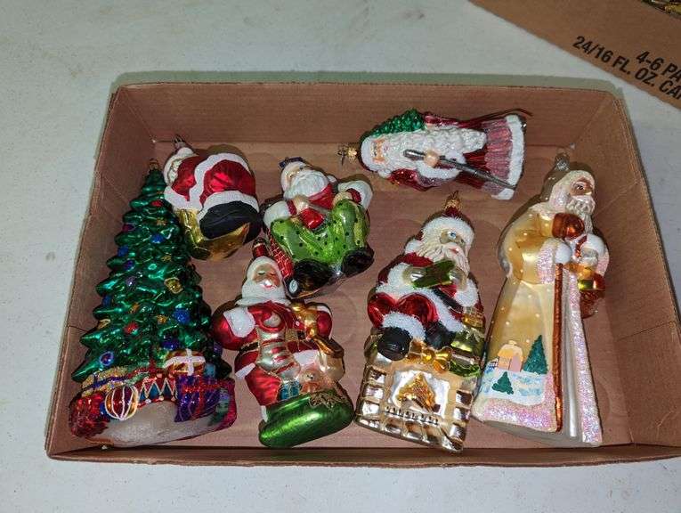 LOT OF (7) POLISH GLASS CHRISTMAS ORNAMENTS Isabell Auction