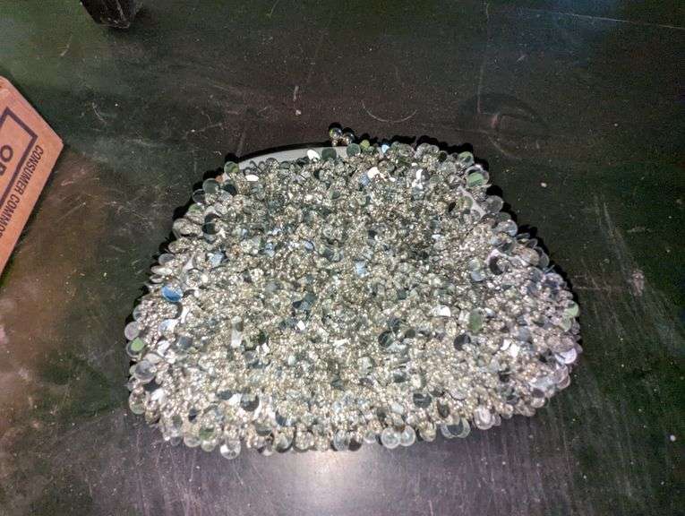 CARLA MARCHI BEADED PURSE - Isabell Auction