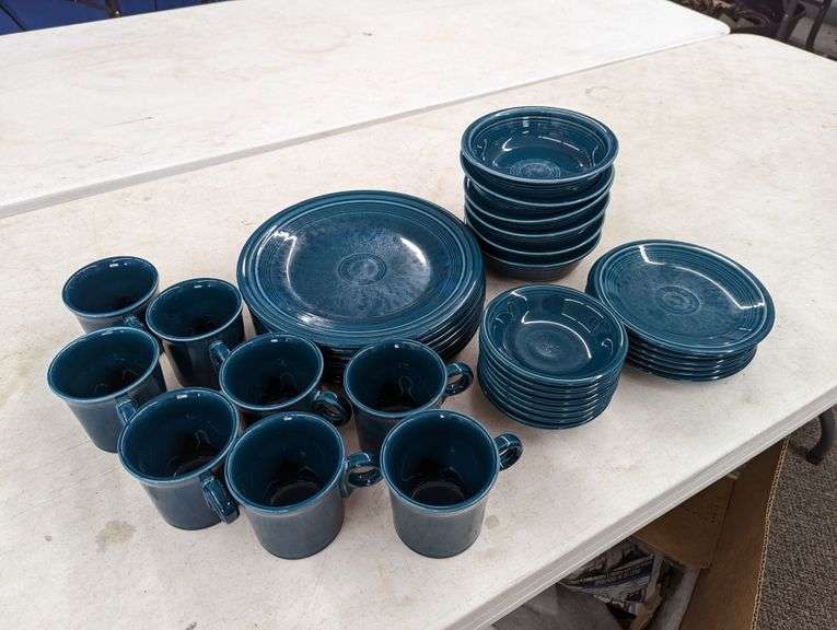 35PIECE DARK GREEN FIESTAWARE DISHES Isabell Auction