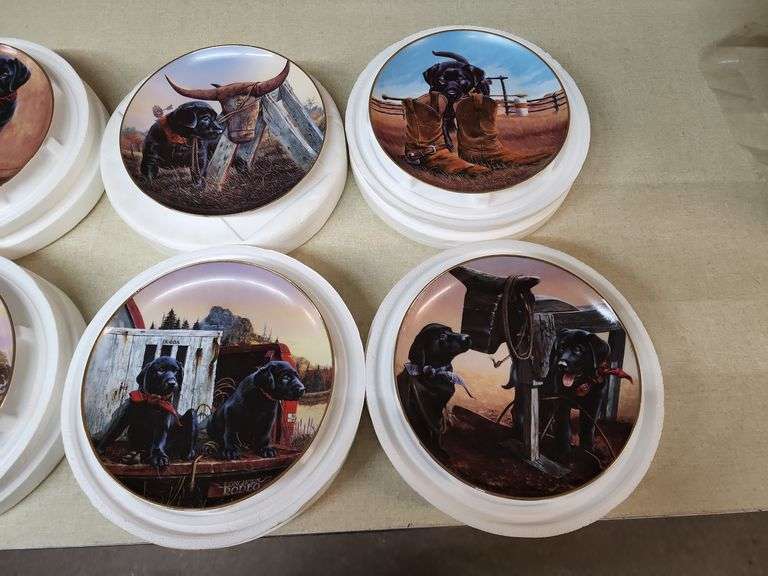 8 PC. BLACK LAB PLATE SET Isabell Auction