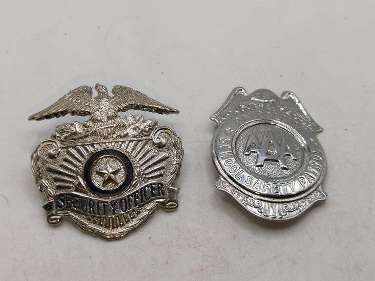 VINTAGE SECURITY OFFICER & SCHOOL SAFETY PATROL BADGES Isabell Auction