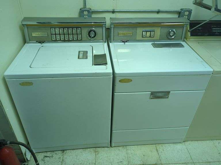 VINTAGE LADY KENMORE LIGHTED WASHER & DRYER SET (UNKNOWN) Isabell Auction