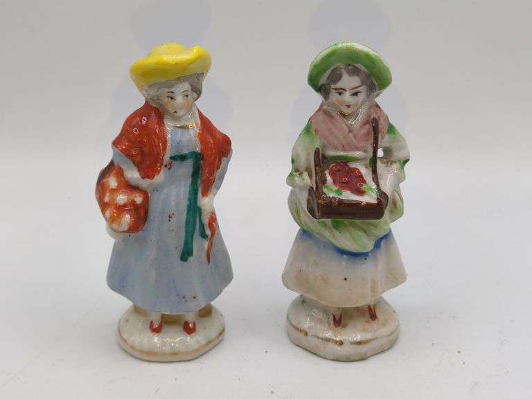 PAIR OF VINTAGE 31/2" TALL OCCUPIED JAPAN FIGURINES Isabell Auction