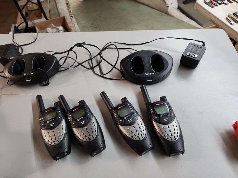 2 SETS OF COBRA WALKIE TALKIES (2 ARE MISSING BATTERIES Isabell Auction