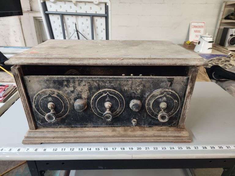 VINTAGE RADIO (PARTS ONLY Isabell Auction