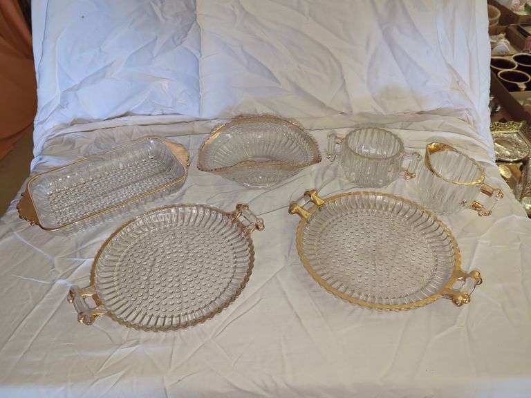 LOT OF ASST'D VINTAGE GOLDRIM SERVING DISHES Isabell Auction