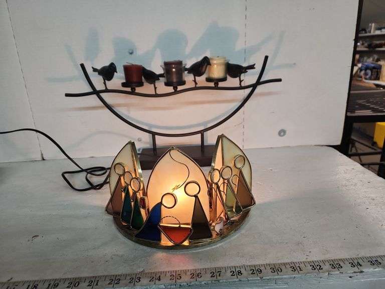CANDLE SET & LIGHTED NATIVITY Isabell Auction