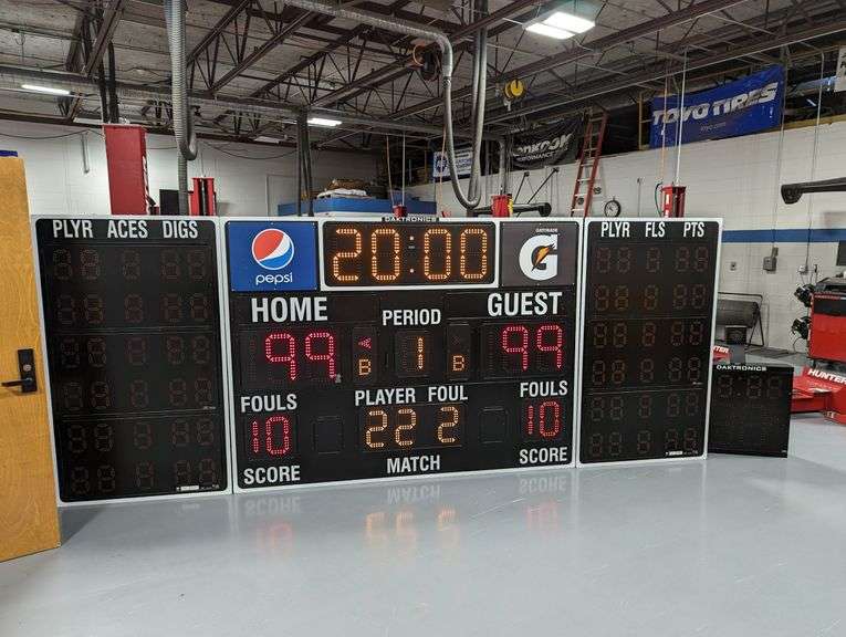 DAKTRONICS COMM. 3SECTION TUFFSPORT INDOOR LED SCOREBOARD WITH