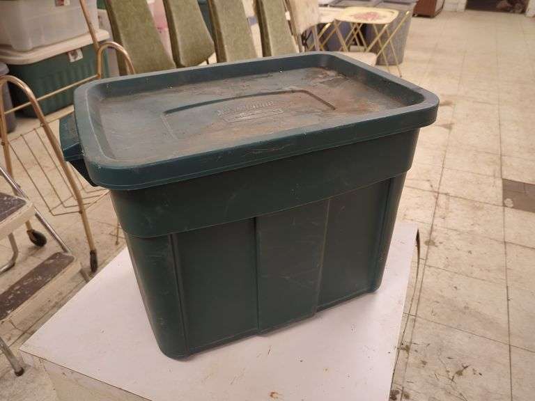 RUBBERMAID ROUGHNECK 18GALLON STORAGE TOTE WITH LID Isabell Auction