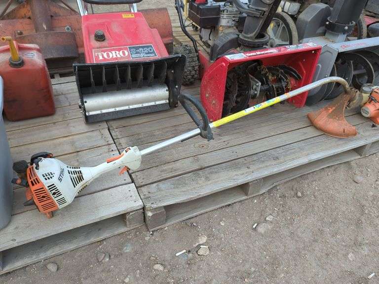 STIHL FS46 GAS TRIMMER (TURNS OVER) Isabell Auction