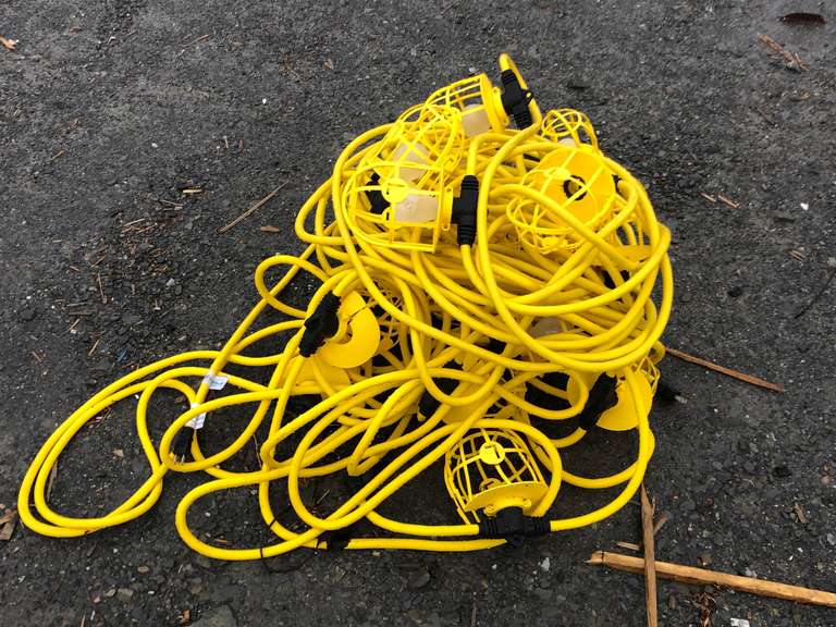 String of Heavy Duty Work Lights - Jardine Auctioneers
