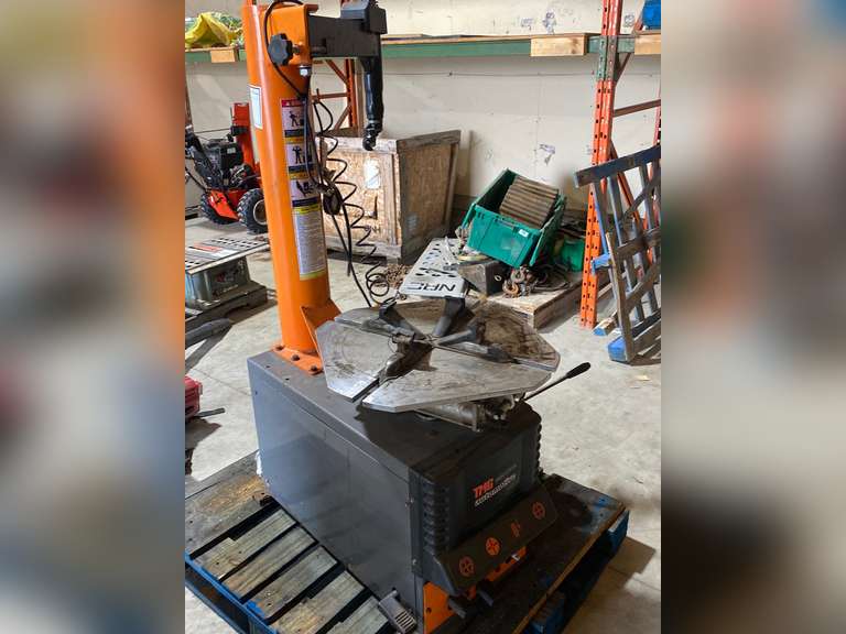 TMG Industrial Tire Changer Jardine Auctioneers