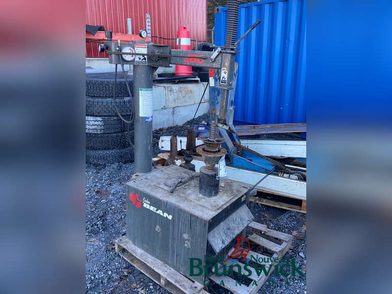 John Bean Tire Changer Jardine Auctioneers