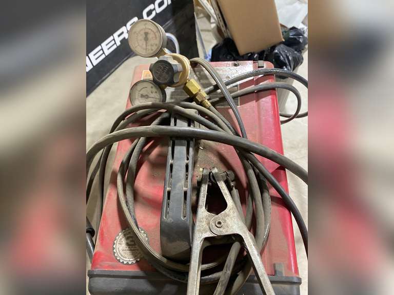 Lincoln Electric SP135T Welder Jardine Auctioneers