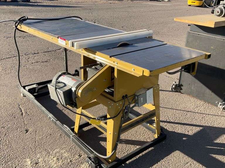 Powermatic 64 A tablesaw - J&J Auctioneers LLC