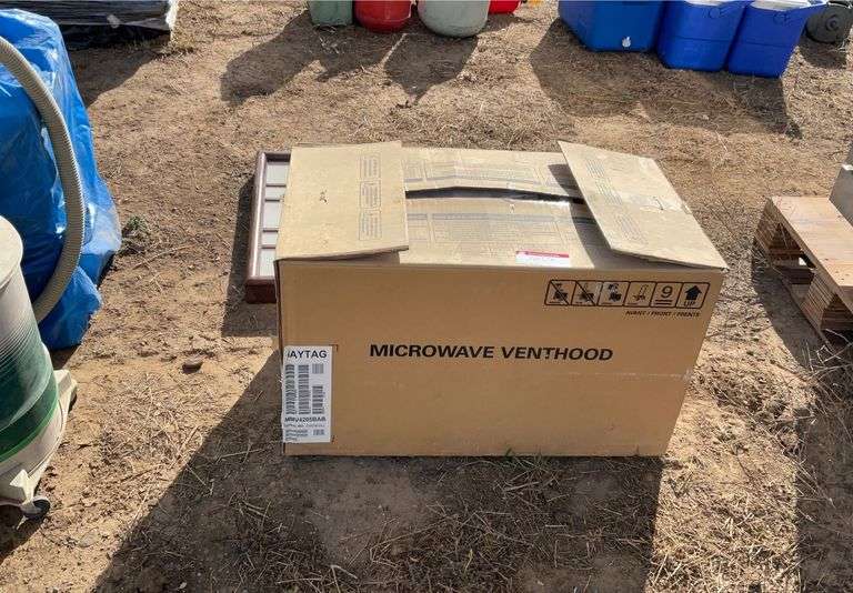 Microwave Vent Hood J&J Auctioneers LLC