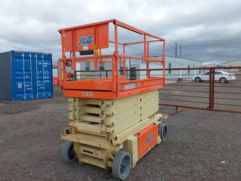 2013 JLG 3248RS Scissor Lift J&J Auctioneers LLC