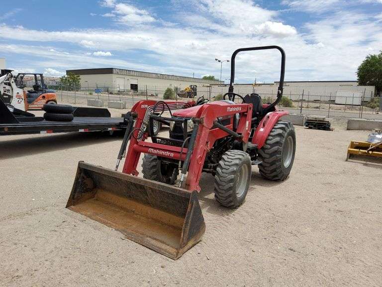 2016 Mahindra 2538 NH 4x4 Diesel Tractor J&J Auctioneers LLC