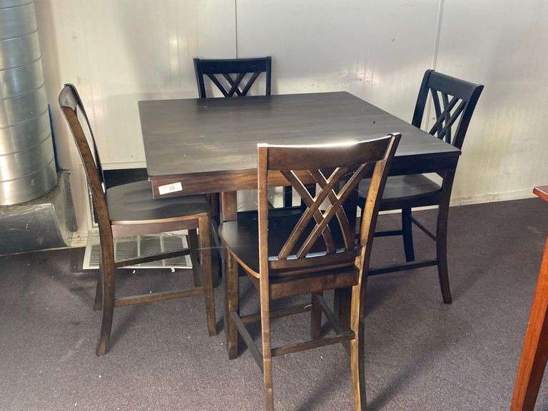 High Top Dining Table & 4 Chairs J&J Auctioneers LLC
