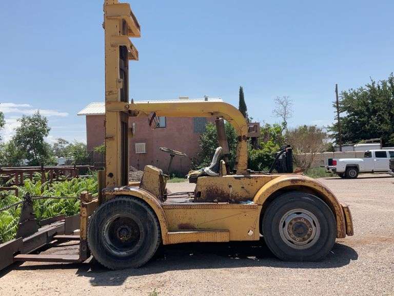Inoperable Hyster Rough Terrain Forklift J&J Auctioneers LLC