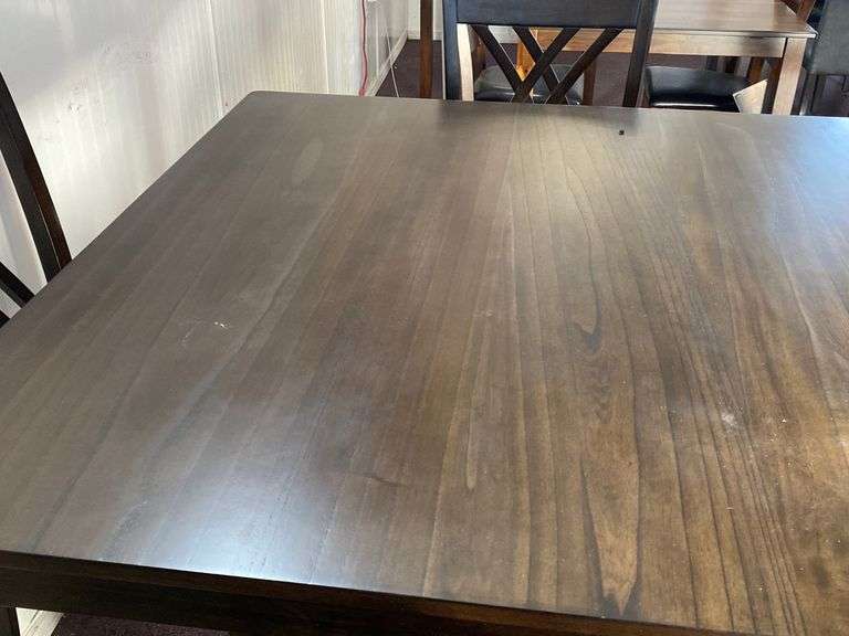 High Top Dining Table & 4 Chairs J&J Auctioneers LLC