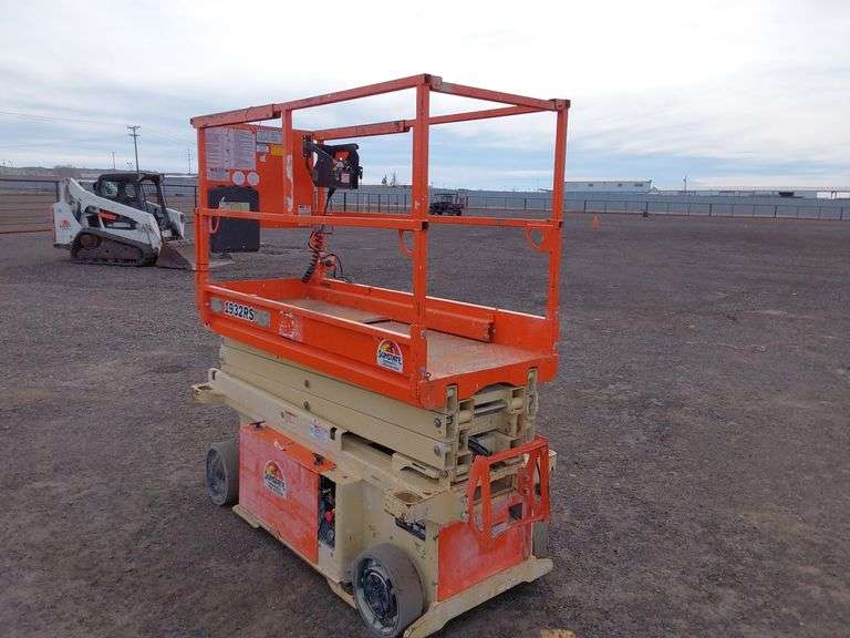 2014 JLG 1932RS Elect Scissor Lift Albuquerque NM J&J Auctioneers