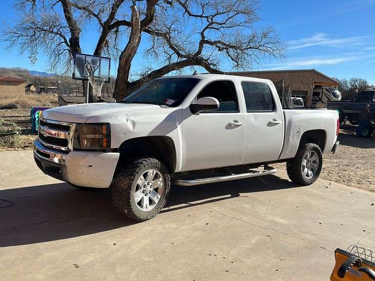 2010 Chevy 1500 Silverado Crew cab Pickup Espanola NM J&J Auctioneers LLC