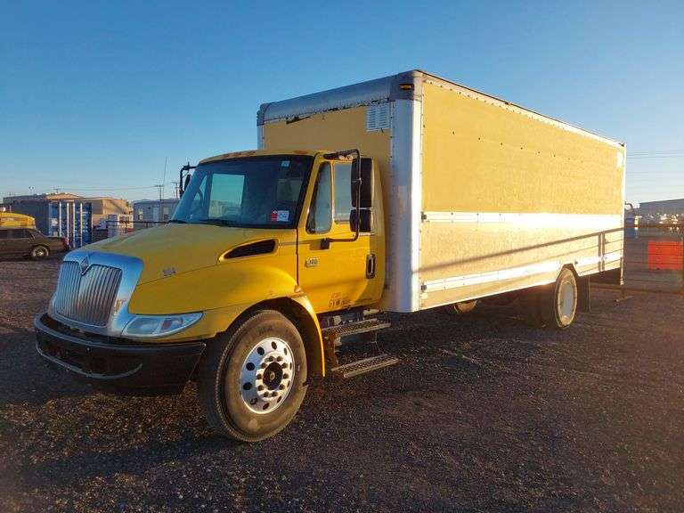 2006 International 4300 Box Truck Albuquerque, NM J&J Auctioneers LLC
