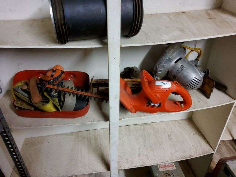 Hedge Trimmer, Straps J&J Auctioneers LLC