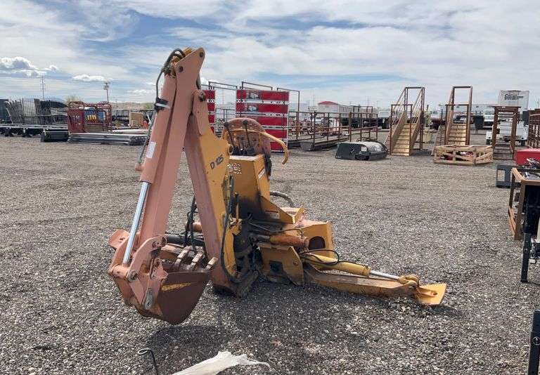 Case D125 Backhoe Attachment J&J Auctioneers LLC