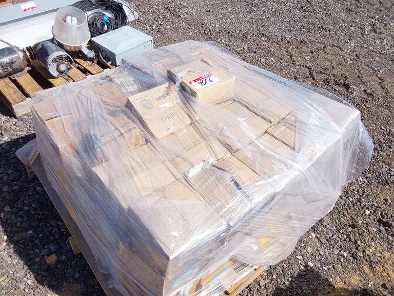 Pallet of Set Screws, Couplers, Ground Bushing J&J Auctioneers LLC