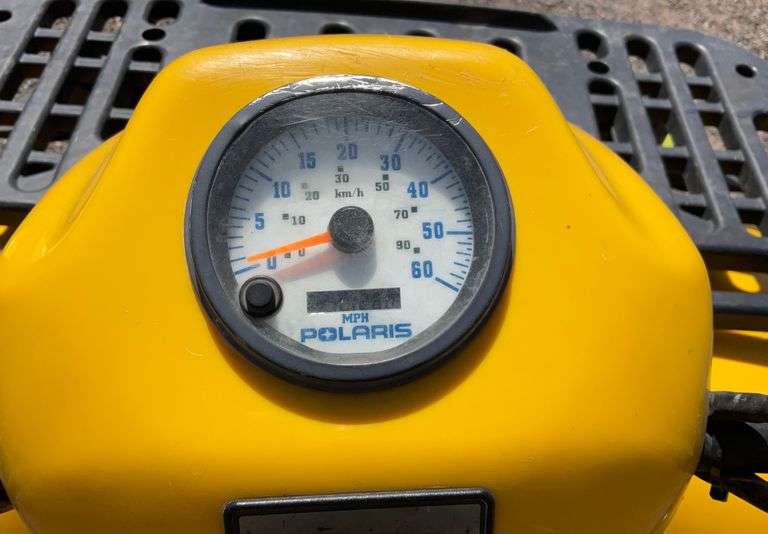 Voltage Regulator For Polaris Sportsman 400 4x4 (2001-2002) - Replaces 4060173 2203636