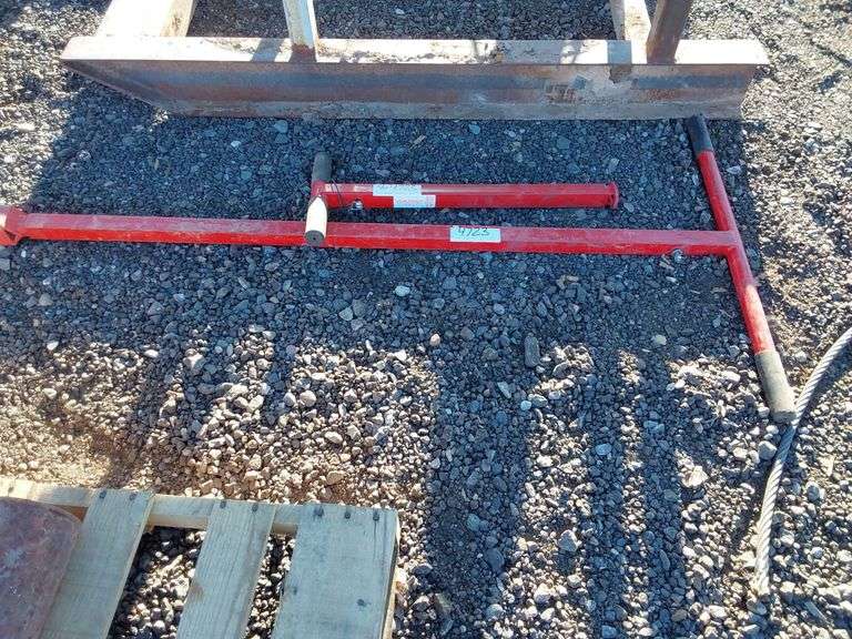 Qty (2) 2in Valve Key and Curb Stop Key - J&J Auctioneers LLC