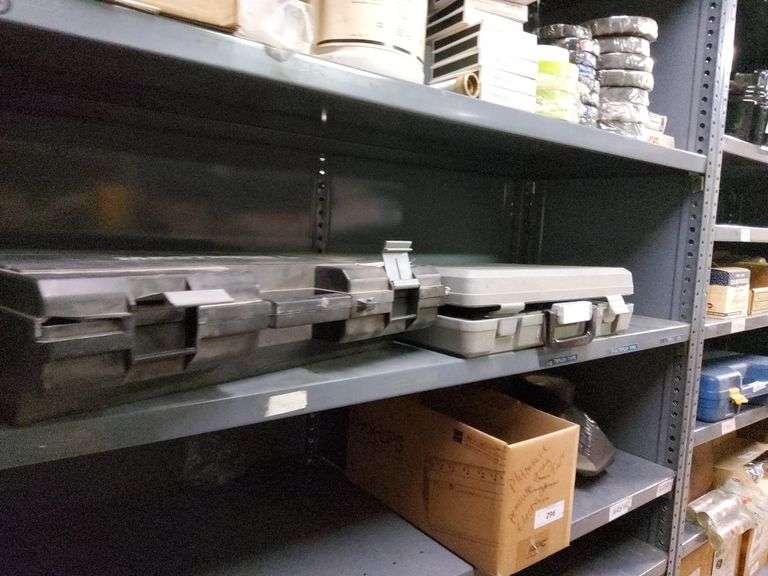 Pnuematic Stapler, Powder Actuated Nail Gun J&J Auctioneers LLC