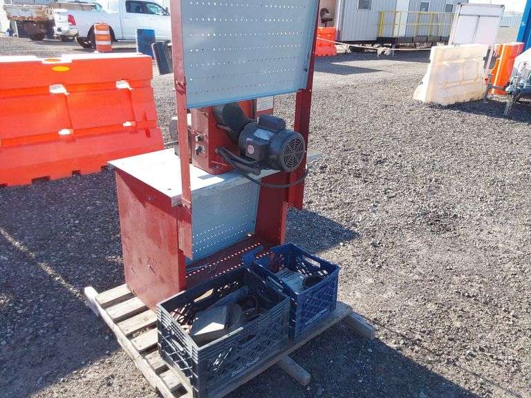 Accu Turn 8944 Brake Lathe Albuquerque N M J J Auctioneers LLC