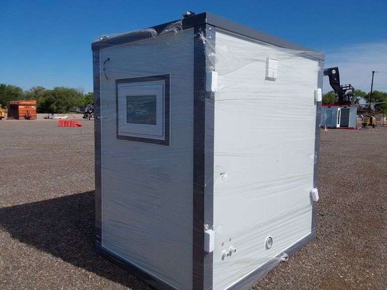 2023 Bastone 110V Portable Toilets With Shower J&J Auctioneers LLC