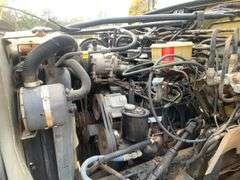 1998 Ford F700 2 Door Cargo Box Truck (123,242 Miles Showing)-Not Running