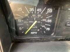 1998 Ford F700 2 Door Cargo Box Truck (123,242 Miles Showing)-Not Running