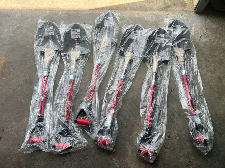 NEW/UNUSED Agway D-Handle Round Point Shovels