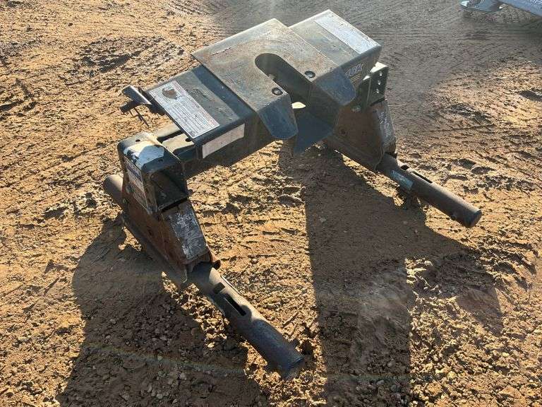 Reese 16k Fifth Wheel Slider Hitch