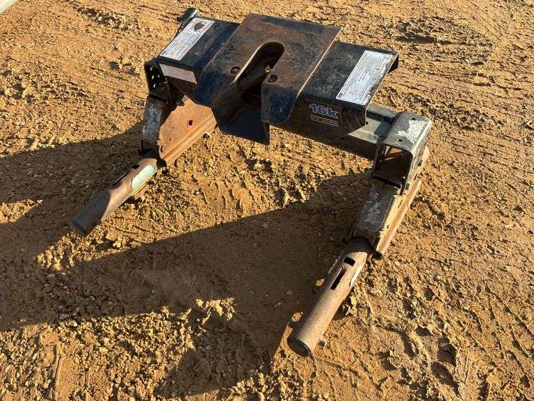 Reese 16k Fifth Wheel Slider Hitch