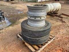 (2) General D660 Tires with (4) 10 Lug Rims